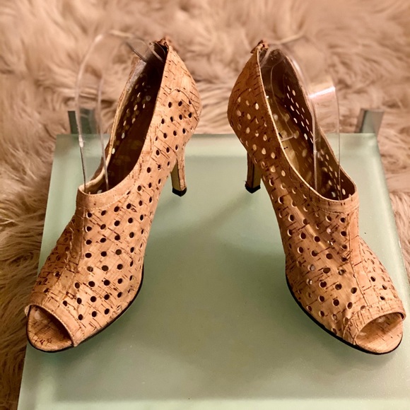 VanEli Cork Perforated Peep Toe Sandal - Picture 1 of 6